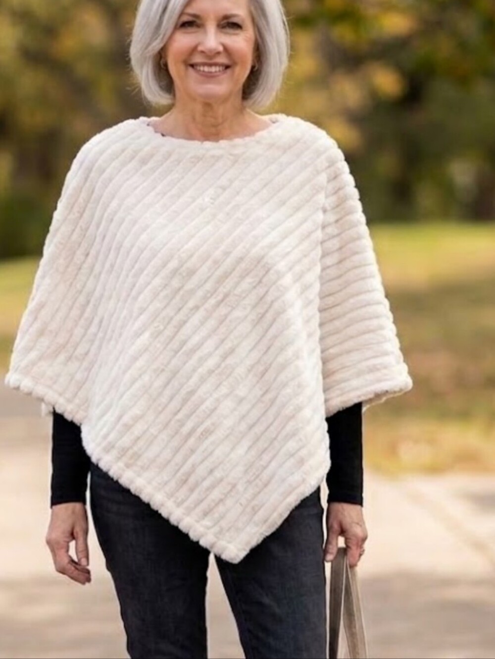 Black Rivet.. Cream Ribbed Plush Poncho Faux For 100% Polyester.